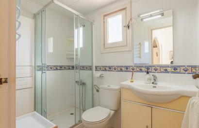 Resale - Townhouse / Duplex / Corner - Torrevieia - Lago Jardin