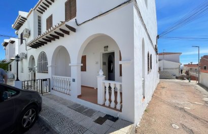 Resale - Townhouse / Duplex / Corner - Ciudad Quesada