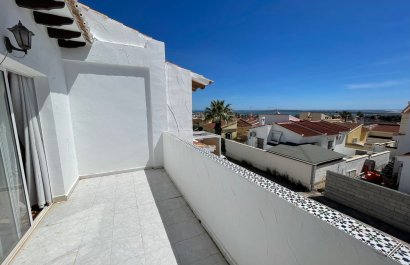 Resale - Townhouse / Duplex / Corner - Ciudad Quesada