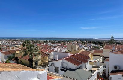 Resale - Townhouse / Duplex / Corner - Ciudad Quesada