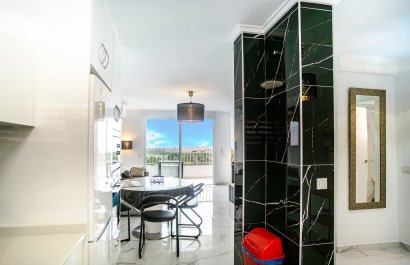 Resale - Apartment / flat - Torrevieia - Punta Prima