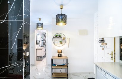 Resale - Apartment / flat - Torrevieia - Punta Prima