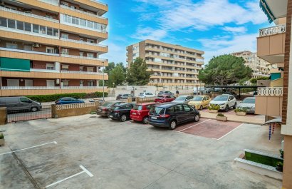 Resale - Apartment / flat - Torrevieia - Punta Prima