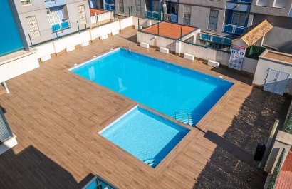 Resale - Apartment / flat - Torrevieia - Calas Blancas