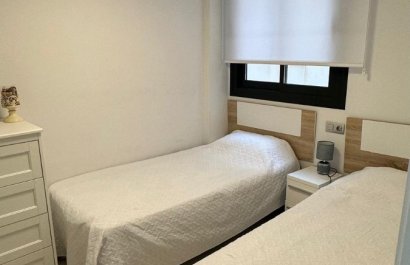 Resale - Apartment / flat - Torrevieia - Calas Blancas