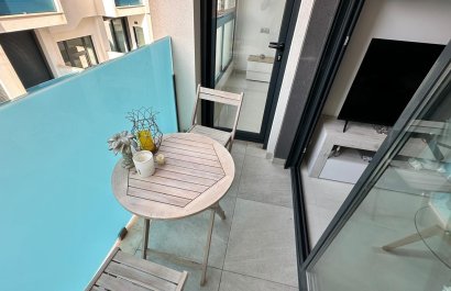 Resale - Apartment / flat - Torrevieia - Calas Blancas