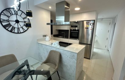 Resale - Apartment / flat - Torrevieia - Calas Blancas