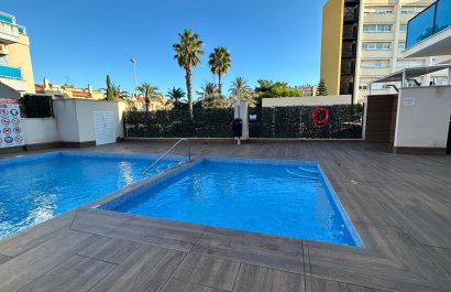 Resale - Apartment / flat - Torrevieia - Calas Blancas
