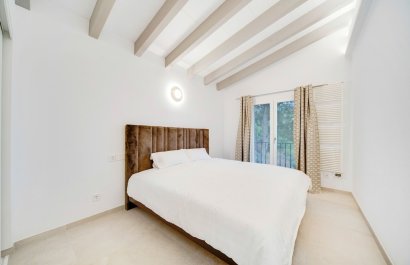 Resale - Villa - PALMA - Son Vida