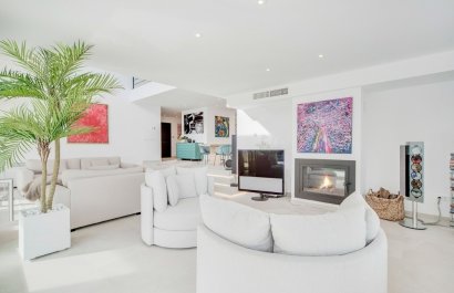 Resale - Villa - PALMA - Son Vida