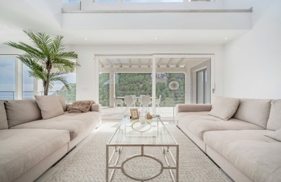 Resale - Villa - PALMA - Son Vida