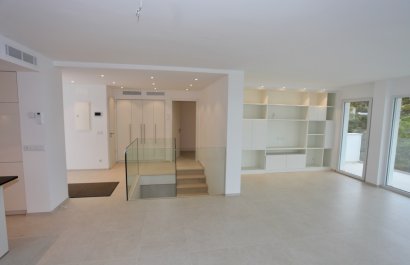 Resale - Villa - COSTA D'EN BLANES - Calvià
