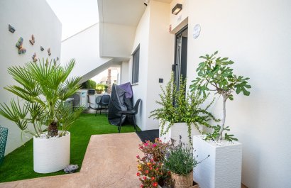 Resale - Apartment / flat - Pilar de la Horadada - Lo Romero Golf