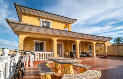Resale - Villa - Torrevieia - LOS BALCONES - LOS ALTOS