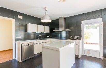 Resale - Villa - MOLINA DEL SEGURA
