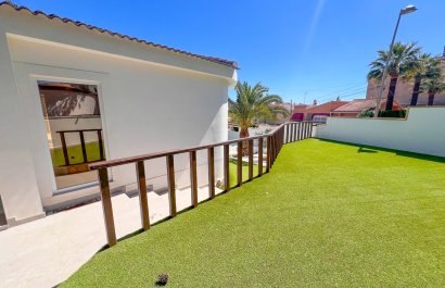 Resale - Villa - Torrevieia - Los Balcones