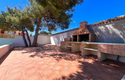 Resale - Villa - Torrevieia - Los Balcones