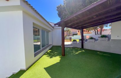 Resale - Villa - Torrevieia - Los Balcones