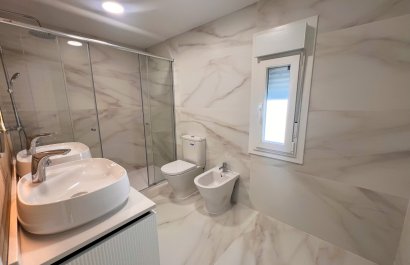 Resale - Villa - Torrevieia - Los Balcones