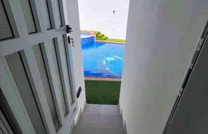 Resale - Villa - Torrevieia - Los Balcones