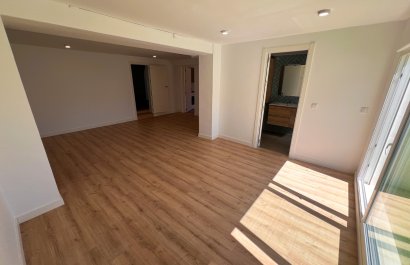 Resale - Villa - Torrevieia - Los Balcones