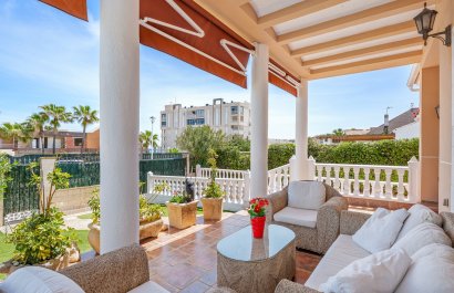 Resale - Villa - Torrevieia - La Mata