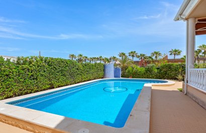 Resale - Villa - Torrevieia - La Mata