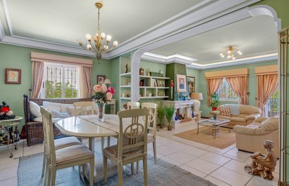 Resale - Villa - Torrevieia - La Mata