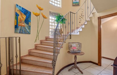 Resale - Villa - Torrevieia - La Mata