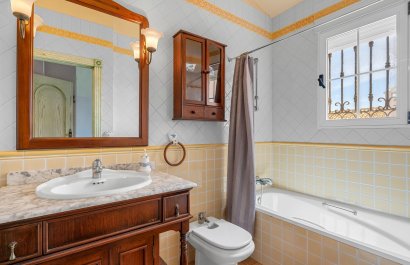 Resale - Villa - Torrevieia - La Mata