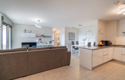 Resale - Apartment / flat - Orihuela Costa - Los Dolses