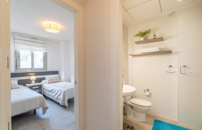 Resale - Apartment / flat - Orihuela Costa - Los Dolses