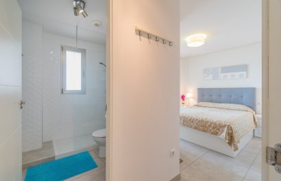 Resale - Apartment / flat - Orihuela Costa - Los Dolses
