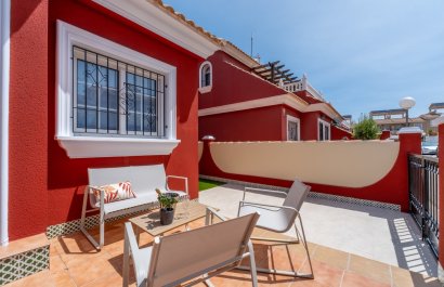 Resale - Villa - Villamartín - PAU 26