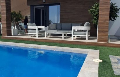 Resale - Villa - Orihuela - Entre Naranjos Vistabella Golf