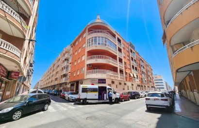 Resale - Apartment / flat - Torrevieia - Playa del Cura