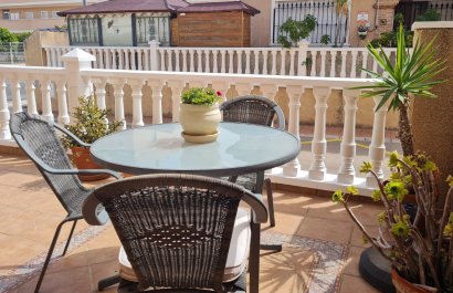 Resale - Villa - Orihuela Costa - Los Dolses