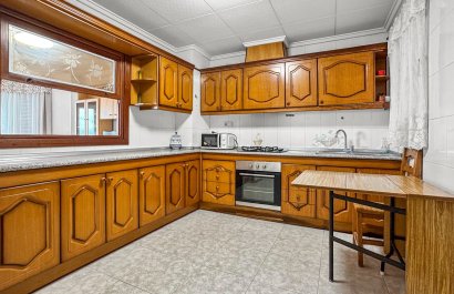 Resale - Apartment / flat - Torrevieia - Playa de los Locos