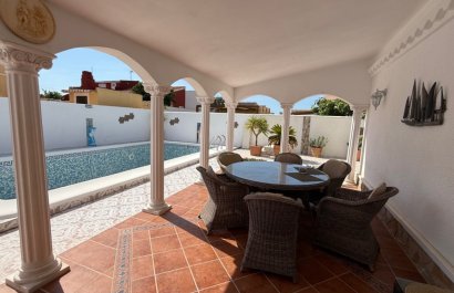 Resale - Townhouse / Duplex / Corner - Torrevieia - Costa Blanca