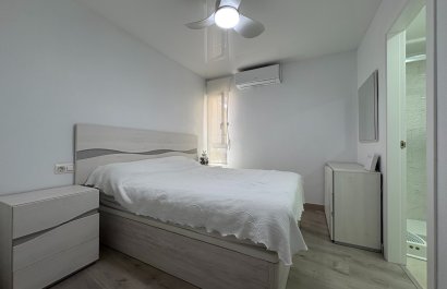 Resale - Apartment / flat - Torrevieia - Center