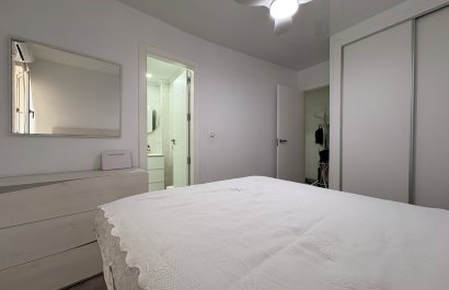 Resale - Apartment / flat - Torrevieia - Center