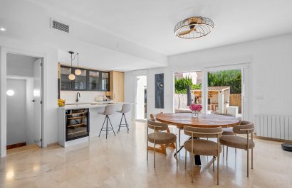 Resale - Townhouse / Duplex / Corner - Alicante - Playa San Juan