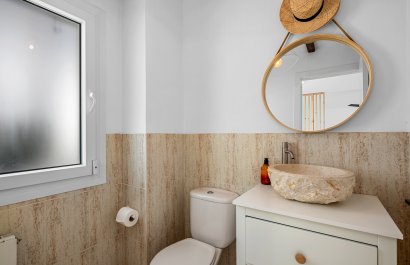 Resale - Townhouse / Duplex / Corner - Alicante - Playa San Juan