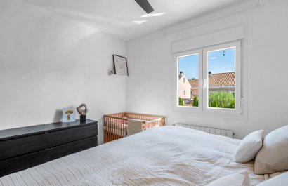 Resale - Townhouse / Duplex / Corner - Alicante - Playa San Juan