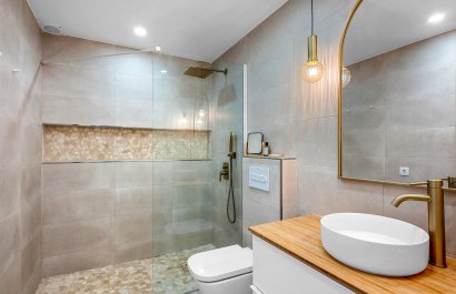 Resale - Townhouse / Duplex / Corner - Alicante - Playa San Juan