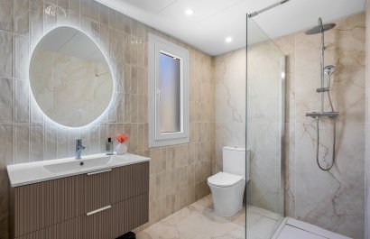 Resale - Townhouse / Duplex / Corner - Alicante - Playa San Juan