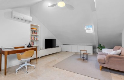 Resale - Townhouse / Duplex / Corner - Alicante - Playa San Juan