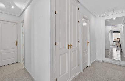 Resale - Apartment / flat - Orihuela Costa - Campoamor