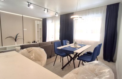 Resale - Apartment / flat - Torrevieia - Playa Acequion