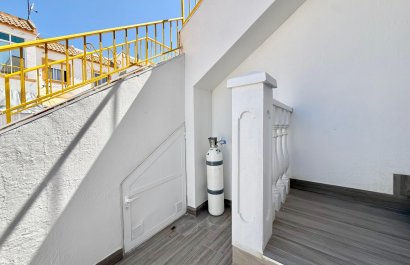 Resale - Townhouse / Duplex / Corner - Torrevieia - Parque de las Naciones